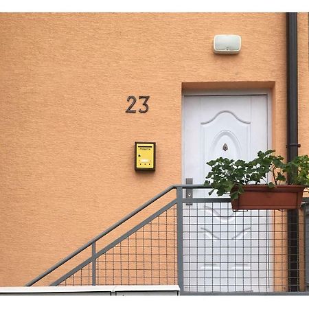 Apartmani 23 Yeni Pazar Dış mekan fotoğraf
